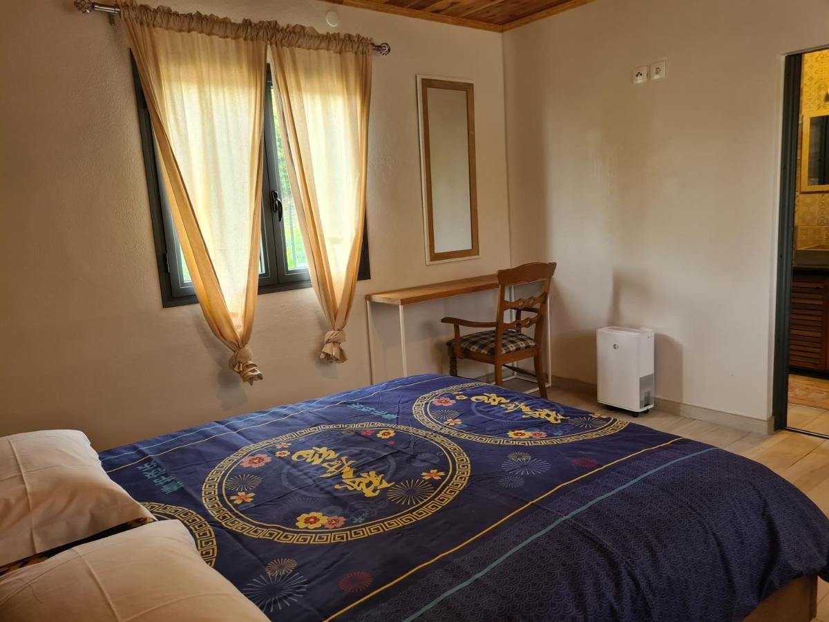 Chambres Et Tables D'Hote Du Voyageur Ла-Плен-де-Пальміст Екстер'єр фото