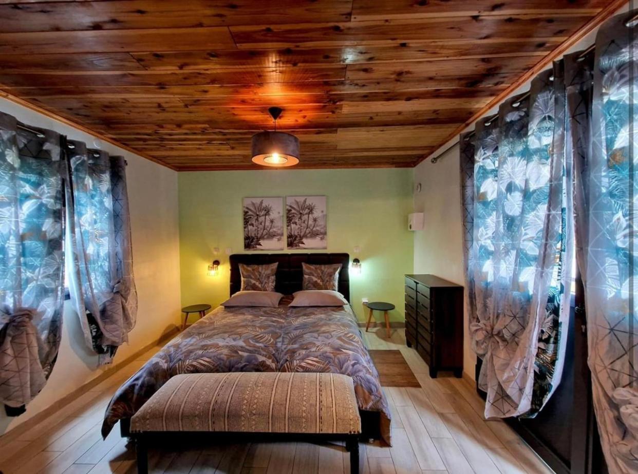 Chambres Et Tables D'Hote Du Voyageur Ла-Плен-де-Пальміст Екстер'єр фото