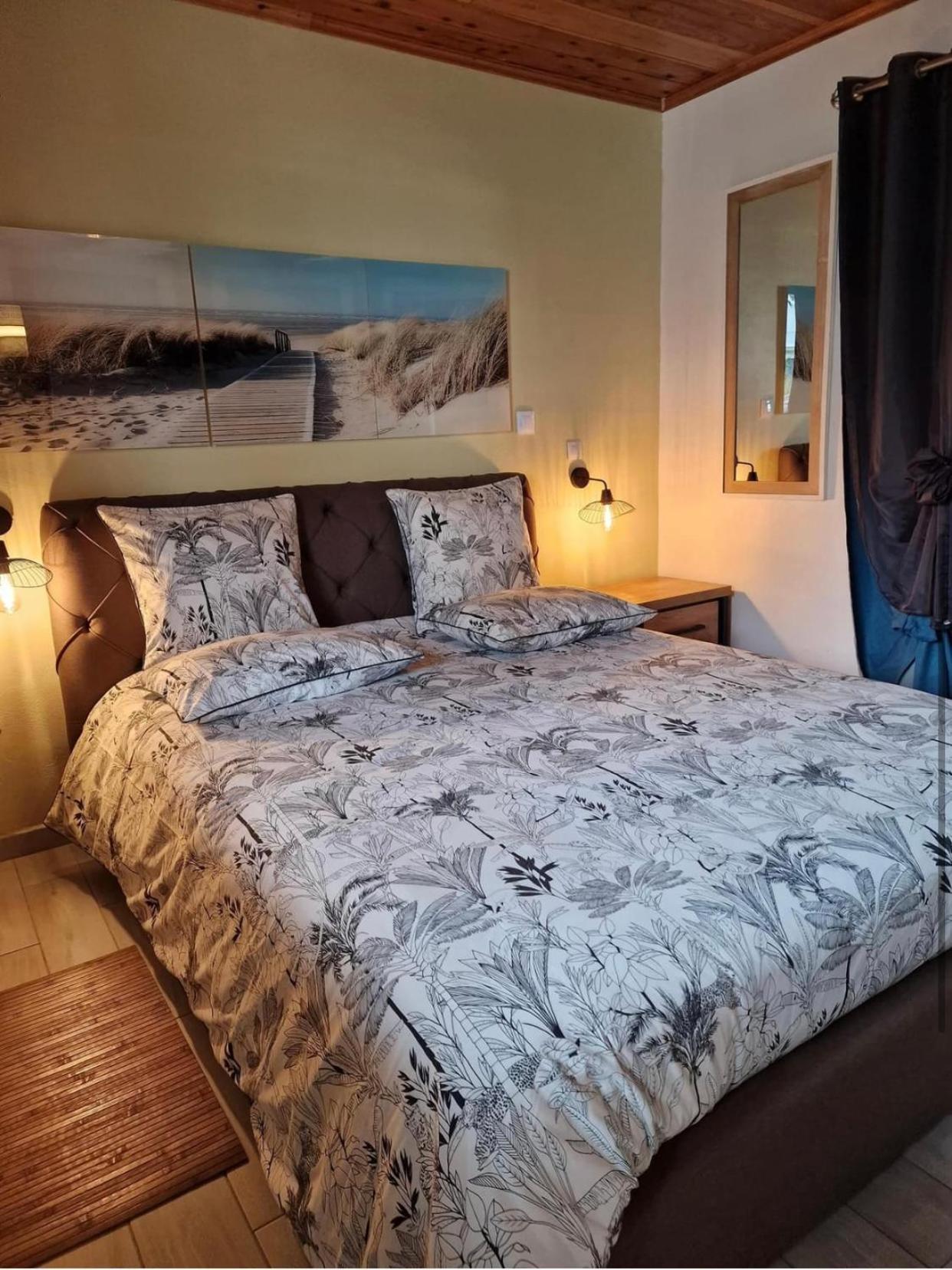 Chambres Et Tables D'Hote Du Voyageur Ла-Плен-де-Пальміст Екстер'єр фото