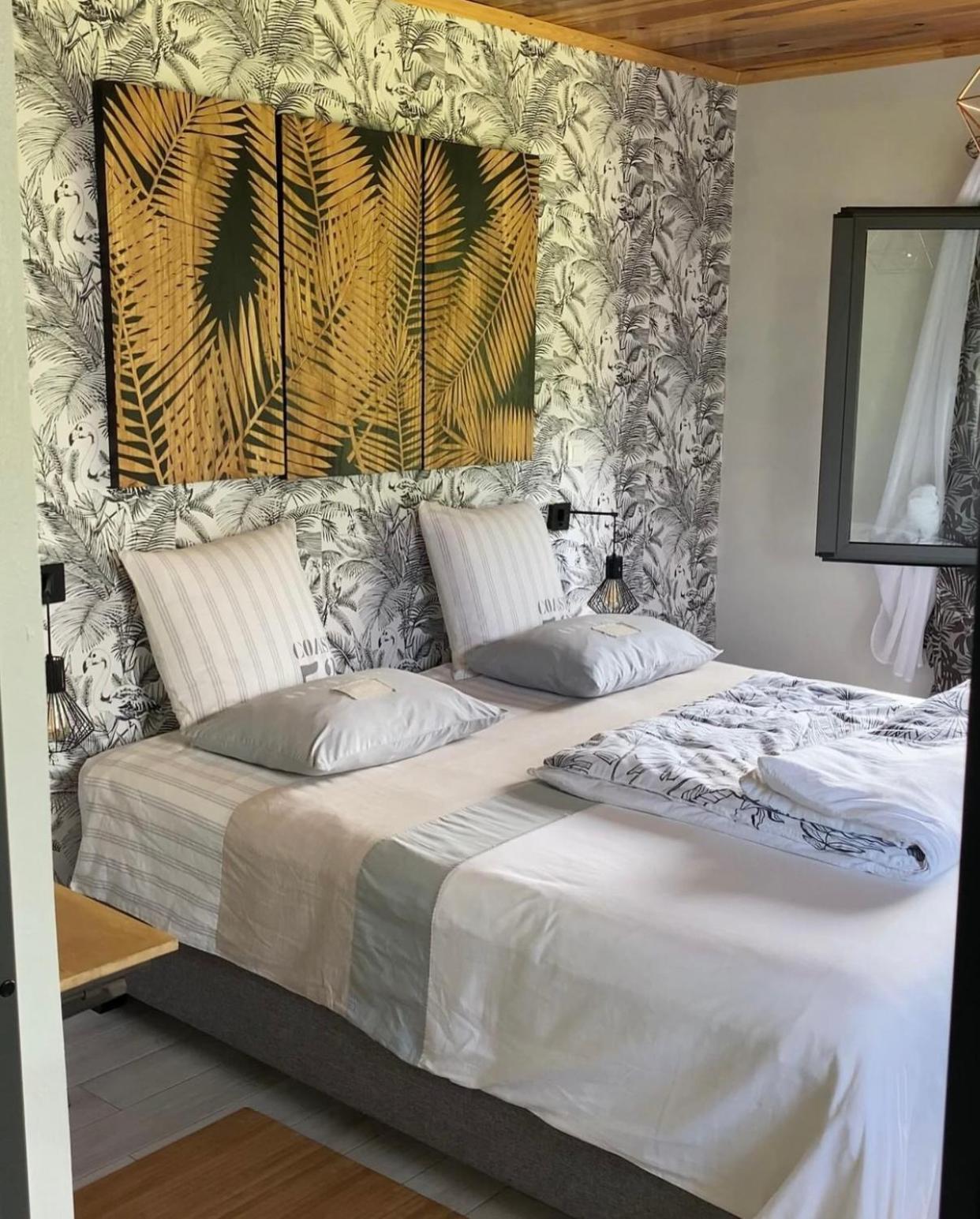 Chambres Et Tables D'Hote Du Voyageur Ла-Плен-де-Пальміст Екстер'єр фото